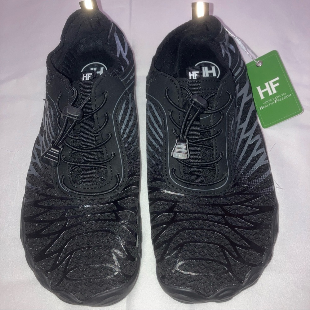 Mens barefoot shoes. New waterproof